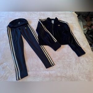 Adidas Women’s XS Kids L bottom XL Top Black Joggers with Gold Stripes Set